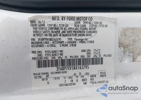 2011 Ford Crown Victoria Lx z USA, uszkodzony, nr VIN 2FABP7EV5BX165795